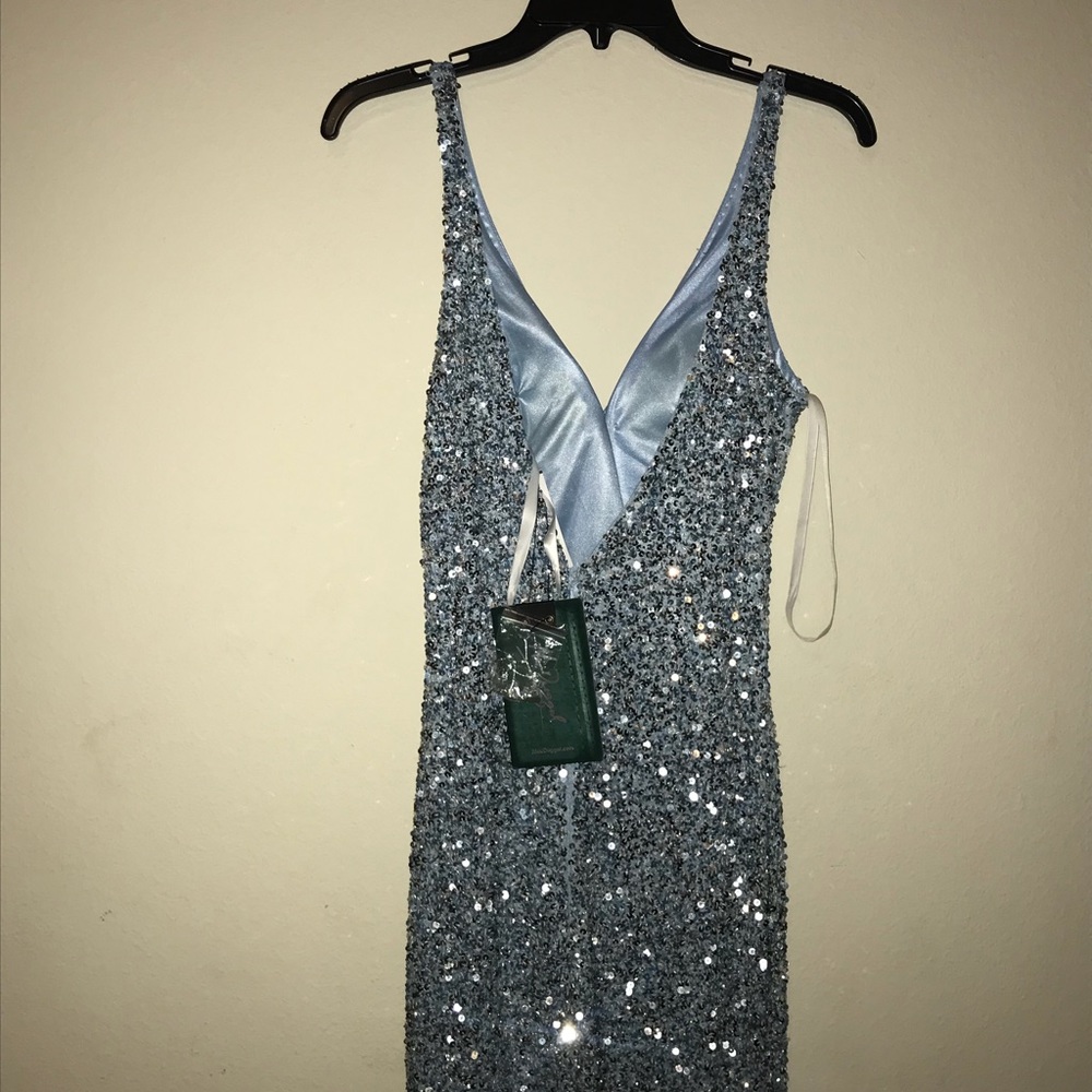 Prom dress - Picture 3 of 5